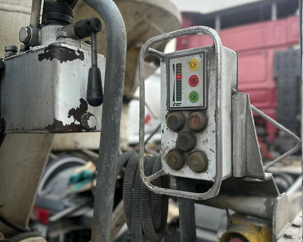 Білий Рено Керакс, об'ємом двигуна 0 л та пробігом 220 тис. км за 60000 $, фото 5 на Automoto.ua