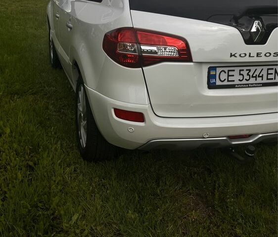Білий Рено Колеос, об'ємом двигуна 2 л та пробігом 193 тис. км за 10870 $, фото 5 на Automoto.ua