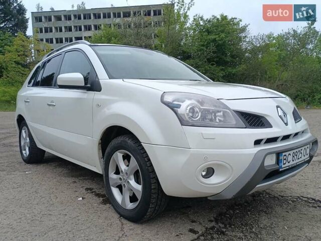 Белый Рено Колеос, объемом двигателя 2 л и пробегом 287 тыс. км за 9500 $, фото 12 на Automoto.ua
