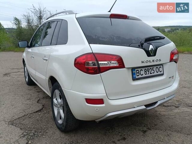 Белый Рено Колеос, объемом двигателя 2 л и пробегом 287 тыс. км за 9500 $, фото 6 на Automoto.ua