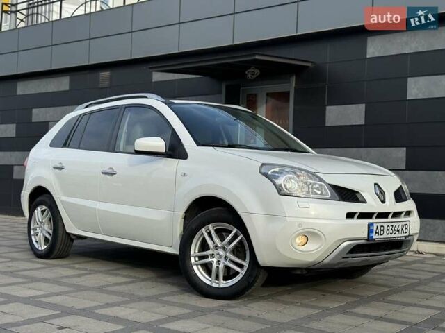 Белый Рено Колеос, объемом двигателя 2 л и пробегом 225 тыс. км за 9800 $, фото 18 на Automoto.ua