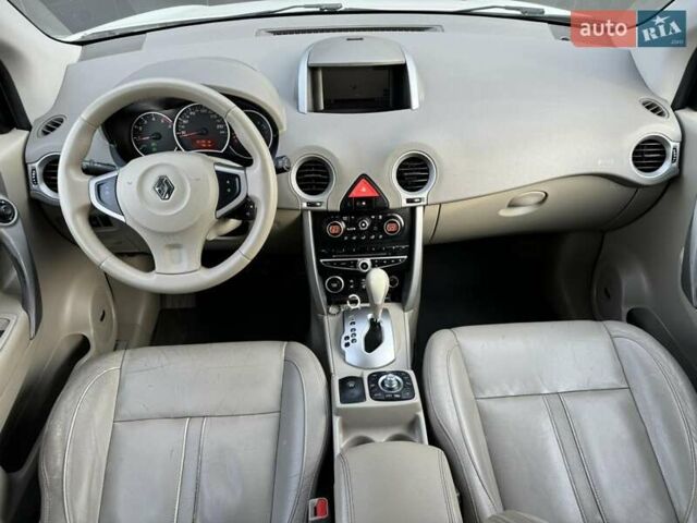 Белый Рено Колеос, объемом двигателя 2 л и пробегом 225 тыс. км за 9800 $, фото 36 на Automoto.ua