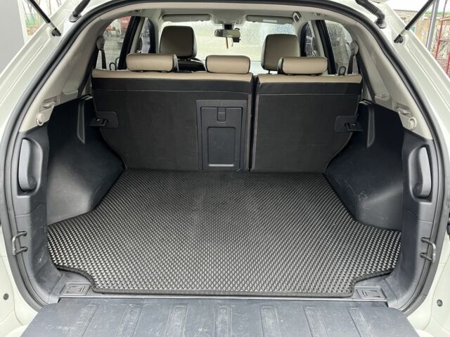 Белый Рено Колеос, объемом двигателя 2 л и пробегом 253 тыс. км за 8700 $, фото 12 на Automoto.ua