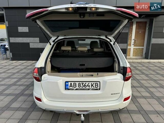 Белый Рено Колеос, объемом двигателя 2 л и пробегом 225 тыс. км за 9800 $, фото 41 на Automoto.ua