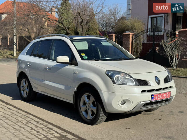 Белый Рено Колеос, объемом двигателя 2 л и пробегом 260 тыс. км за 8600 $, фото 5 на Automoto.ua