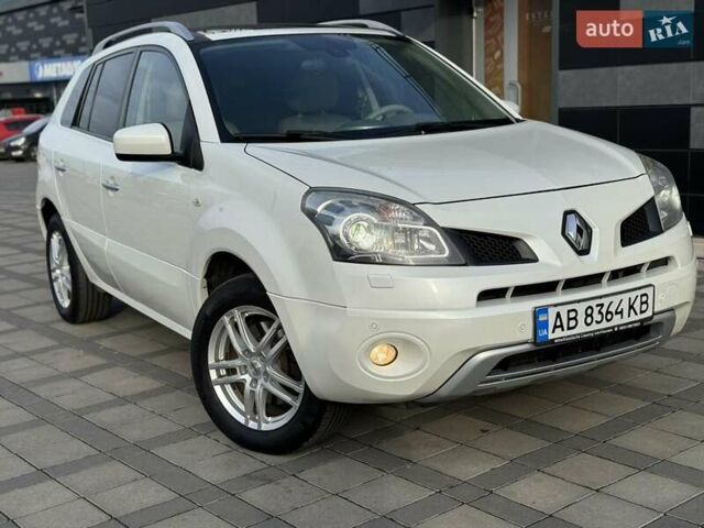 Белый Рено Колеос, объемом двигателя 2 л и пробегом 225 тыс. км за 9800 $, фото 21 на Automoto.ua