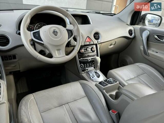 Белый Рено Колеос, объемом двигателя 2 л и пробегом 225 тыс. км за 9800 $, фото 22 на Automoto.ua