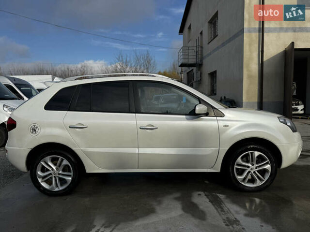 Белый Рено Колеос, объемом двигателя 2 л и пробегом 290 тыс. км за 9450 $, фото 11 на Automoto.ua