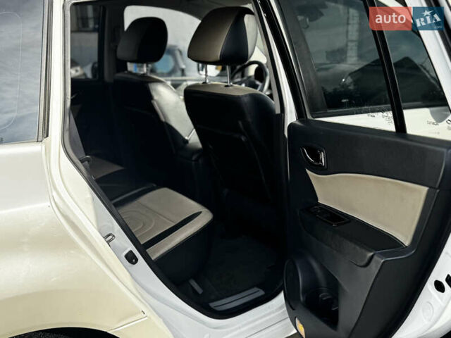 Белый Рено Колеос, объемом двигателя 2 л и пробегом 290 тыс. км за 9450 $, фото 28 на Automoto.ua