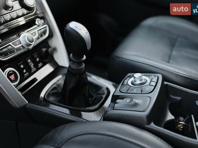 Белый Рено Колеос, объемом двигателя 2 л и пробегом 202 тыс. км за 10300 $, фото 42 на Automoto.ua