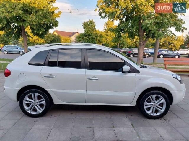 Белый Рено Колеос, объемом двигателя 2 л и пробегом 230 тыс. км за 9600 $, фото 14 на Automoto.ua