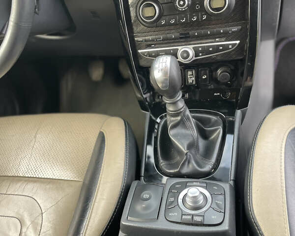 Белый Рено Колеос, объемом двигателя 2 л и пробегом 292 тыс. км за 10000 $, фото 16 на Automoto.ua