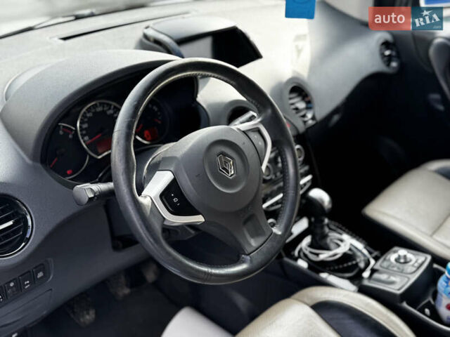 Белый Рено Колеос, объемом двигателя 2 л и пробегом 290 тыс. км за 9450 $, фото 21 на Automoto.ua