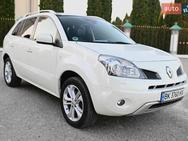 Белый Рено Колеос, объемом двигателя 2 л и пробегом 202 тыс. км за 10300 $, фото 17 на Automoto.ua