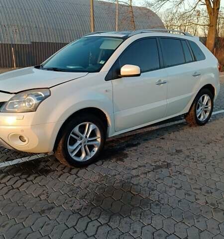 Білий Рено Колеос, об'ємом двигуна 2 л та пробігом 190 тис. км за 10500 $, фото 2 на Automoto.ua