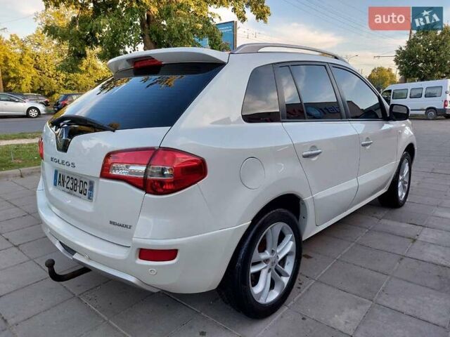 Белый Рено Колеос, объемом двигателя 2 л и пробегом 230 тыс. км за 9600 $, фото 8 на Automoto.ua