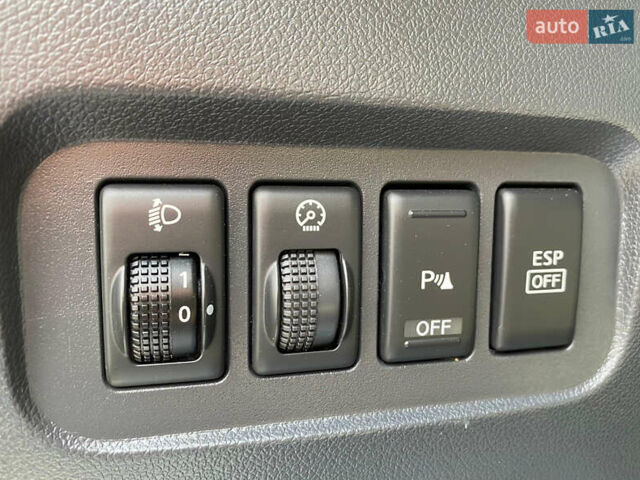 Білий Рено Колеос, об'ємом двигуна 0 л та пробігом 267 тис. км за 10500 $, фото 15 на Automoto.ua