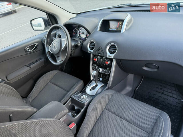 Белый Рено Колеос, объемом двигателя 2 л и пробегом 260 тыс. км за 9900 $, фото 17 на Automoto.ua