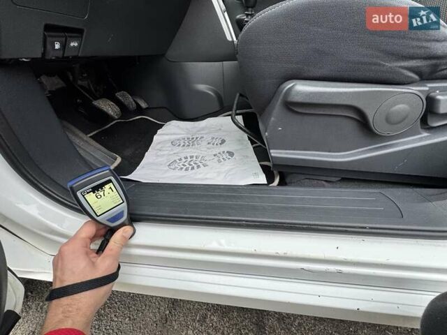 Білий Рено Колеос, об'ємом двигуна 2 л та пробігом 249 тис. км за 10200 $, фото 69 на Automoto.ua