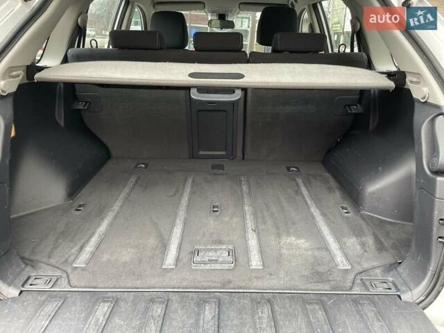 Білий Рено Колеос, об'ємом двигуна 2 л та пробігом 249 тис. км за 10200 $, фото 29 на Automoto.ua