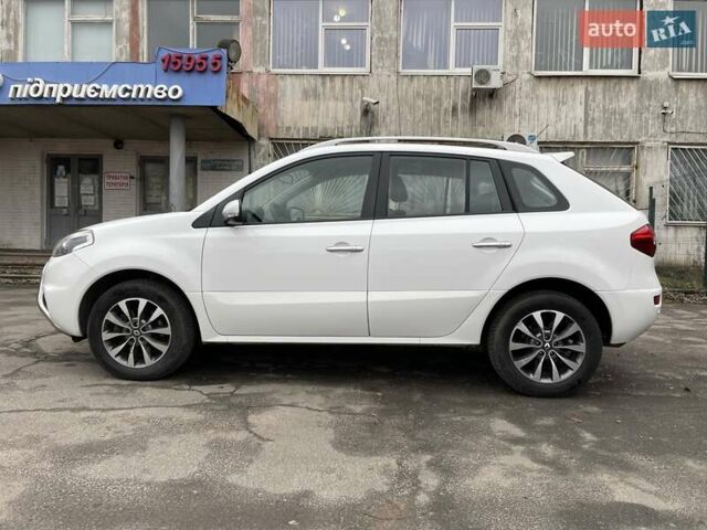 Білий Рено Колеос, об'ємом двигуна 2 л та пробігом 249 тис. км за 10200 $, фото 5 на Automoto.ua