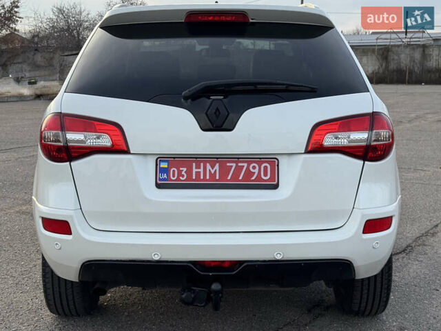 Белый Рено Колеос, объемом двигателя 2 л и пробегом 226 тыс. км за 12500 $, фото 10 на Automoto.ua