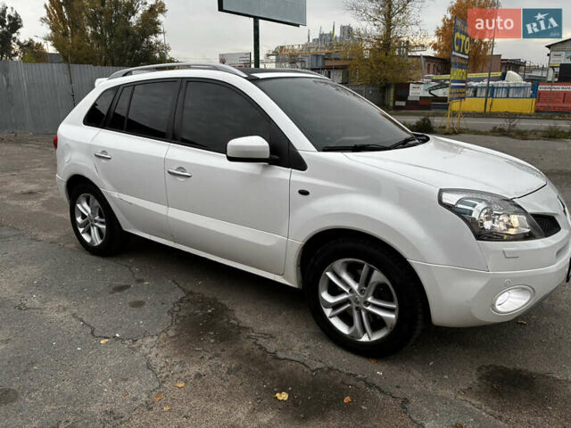Рено Колеос 2011 в Киеве на Automoto.ua Белый Рено Колеос, объемом двигателя 2 л и пробегом 221 тыс. км за 8200 $, фото 12 на Automoto.ua
