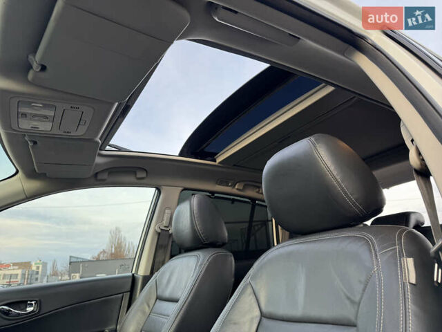 Белый Рено Колеос, объемом двигателя 2 л и пробегом 226 тыс. км за 12500 $, фото 38 на Automoto.ua