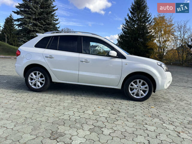 Белый Рено Колеос, объемом двигателя 2 л и пробегом 167 тыс. км за 9700 $, фото 5 на Automoto.ua