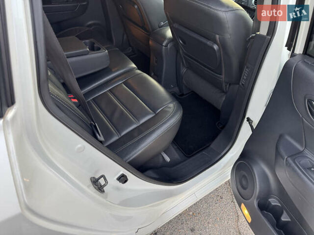 Белый Рено Колеос, объемом двигателя 2 л и пробегом 226 тыс. км за 12500 $, фото 58 на Automoto.ua