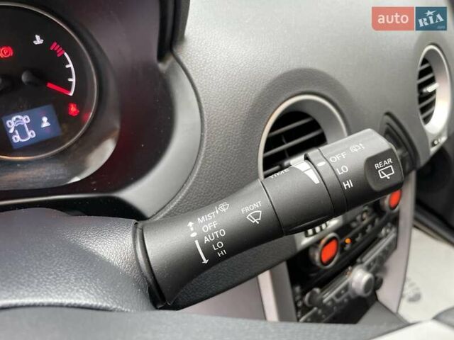 Білий Рено Колеос, об'ємом двигуна 2 л та пробігом 249 тис. км за 10200 $, фото 18 на Automoto.ua