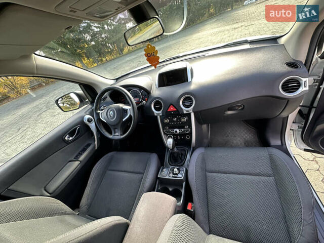 Белый Рено Колеос, объемом двигателя 2 л и пробегом 167 тыс. км за 9700 $, фото 32 на Automoto.ua