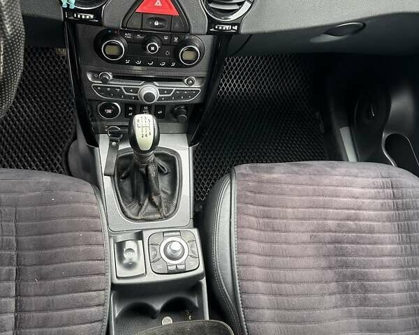 Білий Рено Колеос, об'ємом двигуна 2 л та пробігом 250 тис. км за 9800 $, фото 11 на Automoto.ua