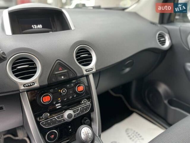 Білий Рено Колеос, об'ємом двигуна 2 л та пробігом 249 тис. км за 10200 $, фото 15 на Automoto.ua