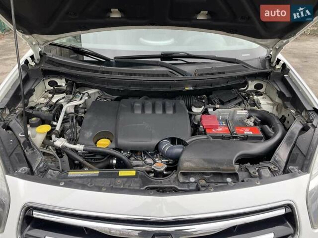 Білий Рено Колеос, об'ємом двигуна 2 л та пробігом 249 тис. км за 10200 $, фото 45 на Automoto.ua
