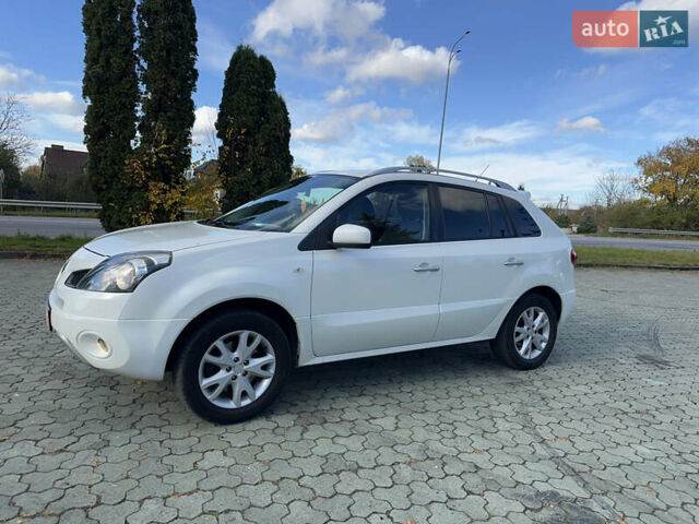 Белый Рено Колеос, объемом двигателя 2 л и пробегом 167 тыс. км за 9700 $, фото 1 на Automoto.ua