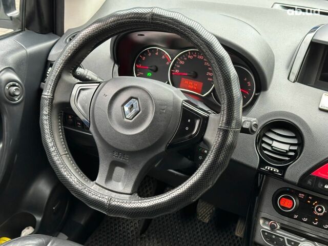 Белый Рено Колеос, объемом двигателя 2 л и пробегом 260 тыс. км за 10290 $, фото 19 на Automoto.ua