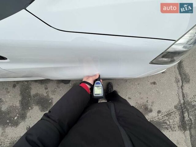 Білий Рено Колеос, об'ємом двигуна 2 л та пробігом 249 тис. км за 10200 $, фото 85 на Automoto.ua