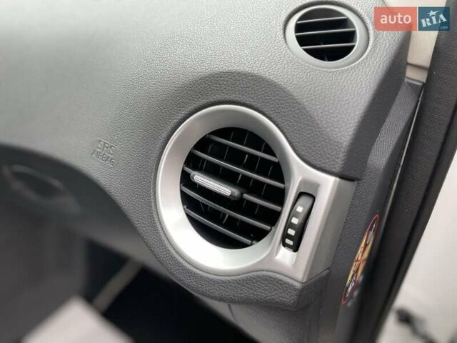 Білий Рено Колеос, об'ємом двигуна 2 л та пробігом 249 тис. км за 10200 $, фото 37 на Automoto.ua