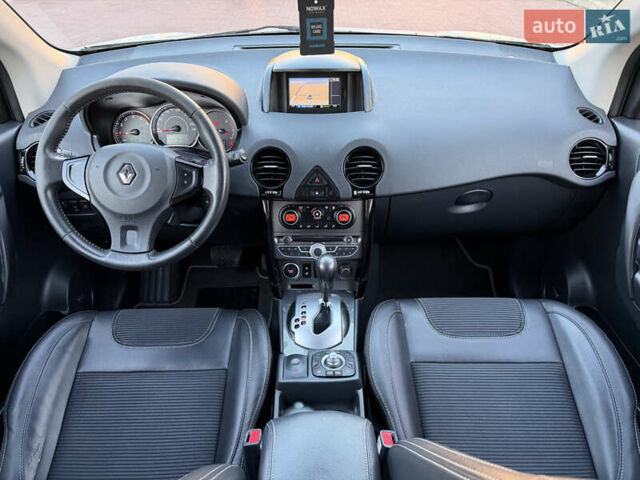 Білий Рено Колеос, об'ємом двигуна 2 л та пробігом 180 тис. км за 12300 $, фото 64 на Automoto.ua