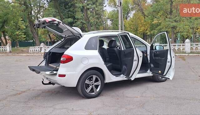 Білий Рено Колеос, об'ємом двигуна 2 л та пробігом 248 тис. км за 12900 $, фото 113 на Automoto.ua