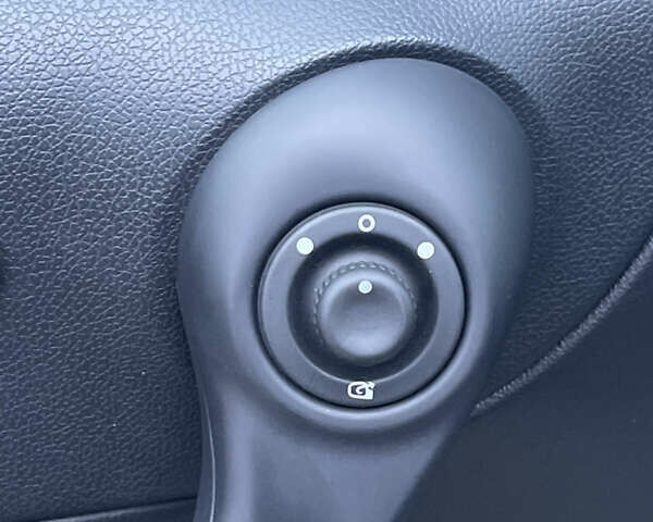 Белый Рено Колеос, объемом двигателя 2 л и пробегом 131 тыс. км за 13800 $, фото 38 на Automoto.ua