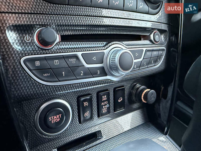 Білий Рено Колеос, об'ємом двигуна 2 л та пробігом 180 тис. км за 12300 $, фото 69 на Automoto.ua