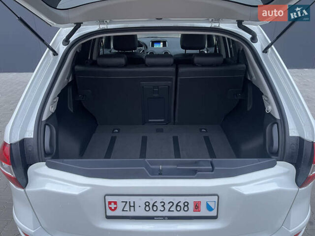 Белый Рено Колеос, объемом двигателя 2 л и пробегом 131 тыс. км за 13800 $, фото 32 на Automoto.ua