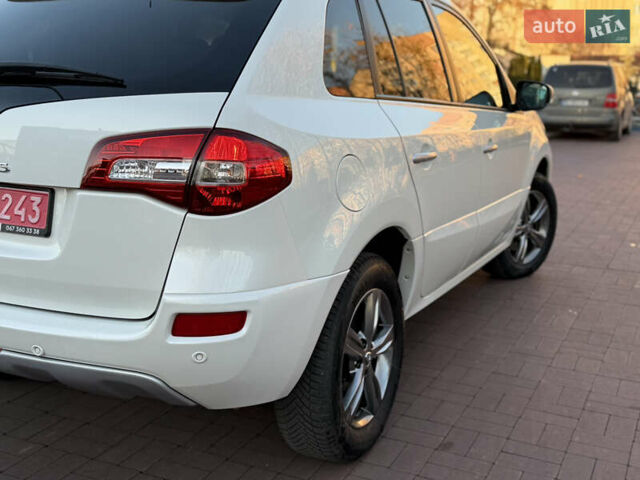 Білий Рено Колеос, об'ємом двигуна 2 л та пробігом 180 тис. км за 12300 $, фото 56 на Automoto.ua