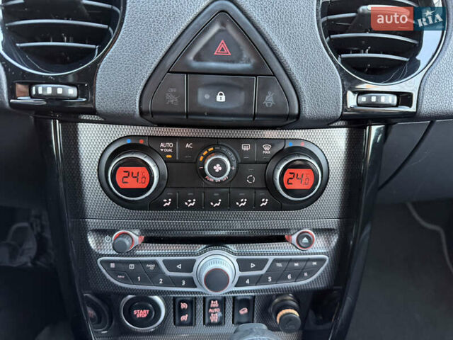 Білий Рено Колеос, об'ємом двигуна 2 л та пробігом 180 тис. км за 12300 $, фото 70 на Automoto.ua