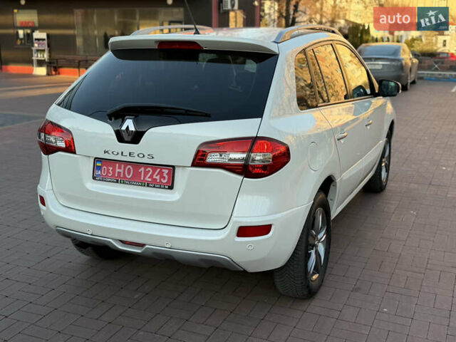Білий Рено Колеос, об'ємом двигуна 2 л та пробігом 180 тис. км за 12300 $, фото 9 на Automoto.ua