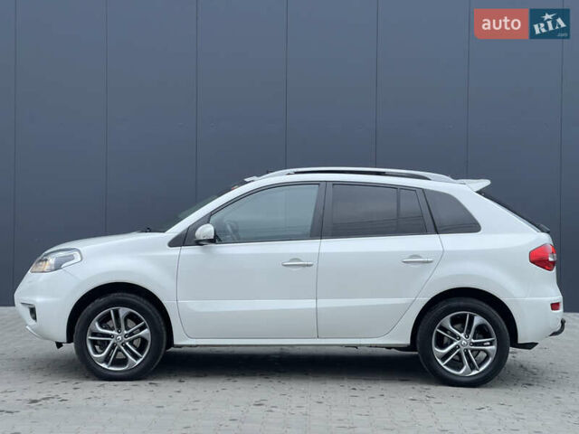 Белый Рено Колеос, объемом двигателя 2 л и пробегом 131 тыс. км за 13800 $, фото 8 на Automoto.ua