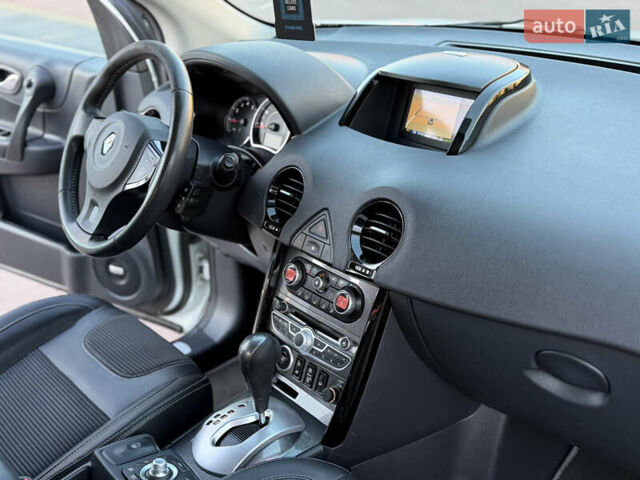 Білий Рено Колеос, об'ємом двигуна 2 л та пробігом 180 тис. км за 12300 $, фото 27 на Automoto.ua