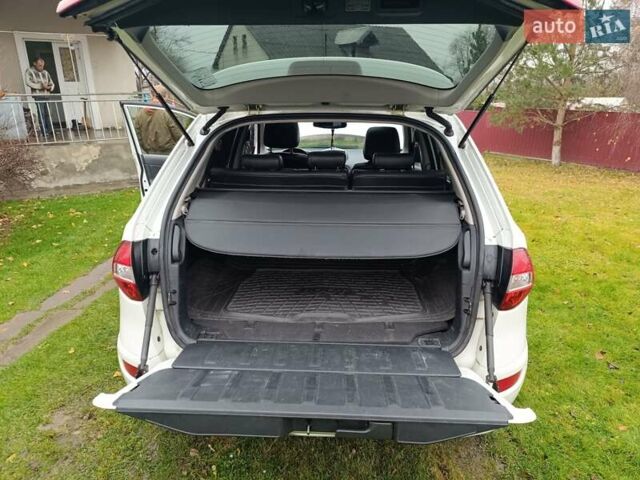 Белый Рено Колеос, объемом двигателя 2 л и пробегом 250 тыс. км за 10200 $, фото 11 на Automoto.ua